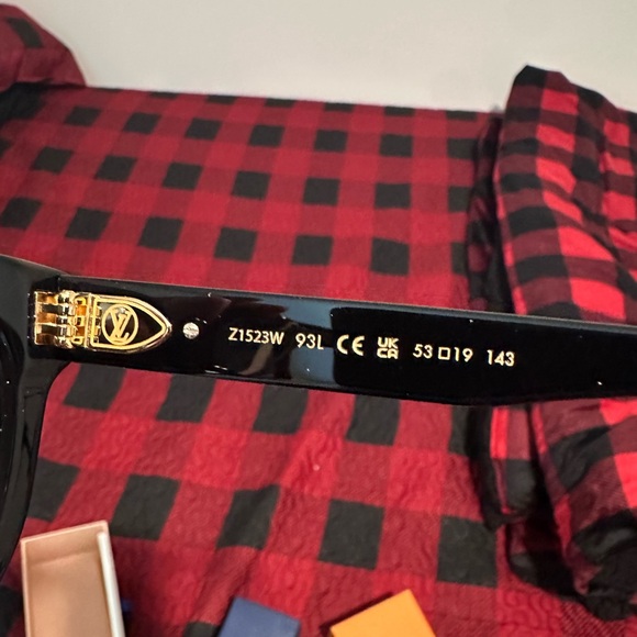 Louis Vuitton My Monogram Sunlgasses - Picture 12 of 16